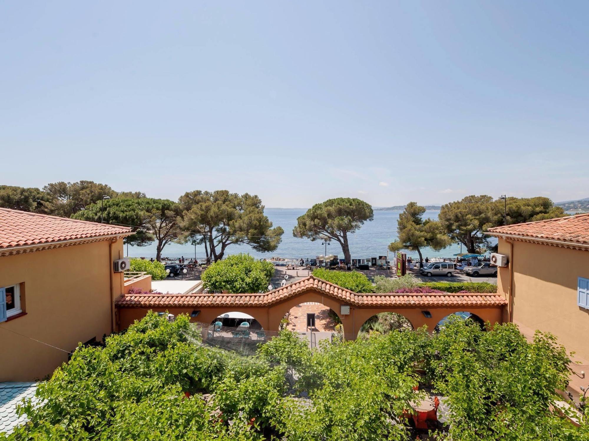 Hotel Le Provencal Logishotels Les Issambres Exterior foto